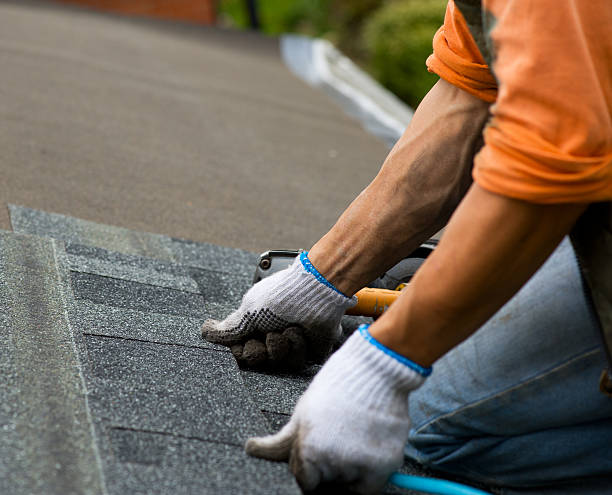 Quick and Trustworthy Emergency Roof Repair Services in Oconomowoc, WI